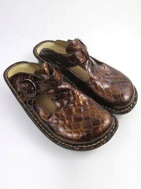 Alegria Classic Clog in Patent Leather Croc Size 36 (US 6-6.5)